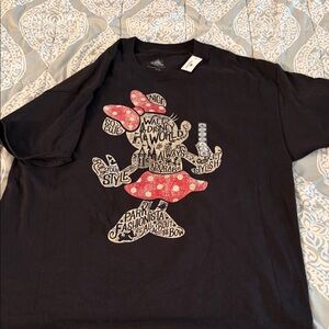 Men’s Black Minnie Mouse t-shirt in xl